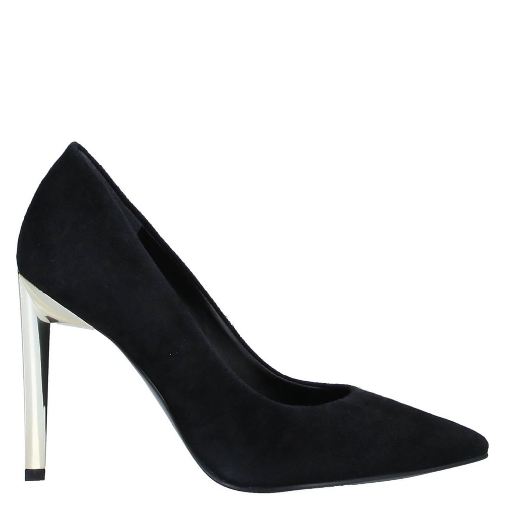 Size 6 black Kendall and Kylie heels with gold heel